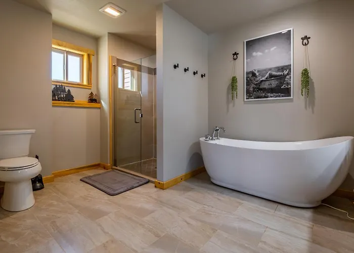 The Yellowstone- Soak In Panoramic Views, Wapiti Cabin, Dogs Ok Сasa de vacaciones Cody