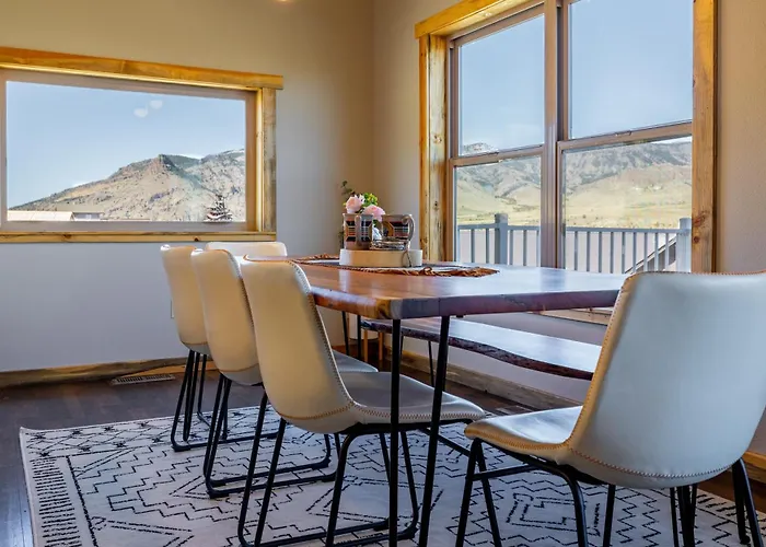 The Yellowstone- Soak In Panoramic Views, Wapiti Cabin, Dogs Ok Сasa de vacaciones Cody