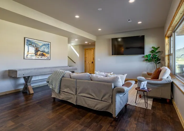 Сasa de vacaciones The Yellowstone- Soak In Panoramic Views, Wapiti Cabin, Dogs Ok Cody