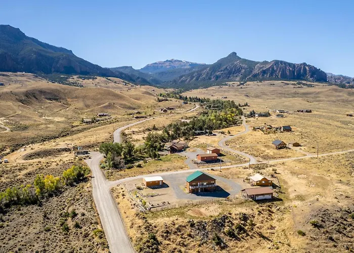 The Yellowstone- Soak In Panoramic Views, Wapiti Cabin, Dogs Ok Сasa de vacaciones Cody