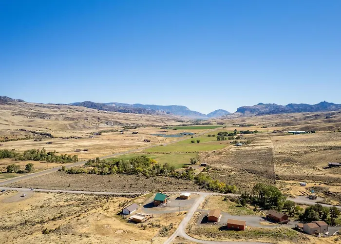 The Yellowstone- Soak In Panoramic Views, Wapiti Cabin, Dogs Ok *