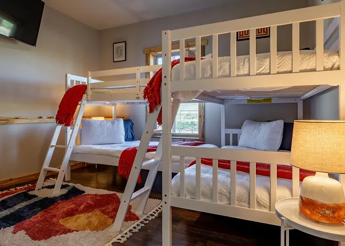 The Yellowstone- Soak In Panoramic Views, Wapiti Cabin, Dogs Ok Сasa de vacaciones *