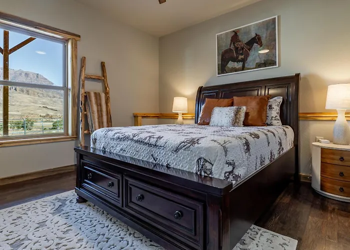 Сasa de vacaciones The Yellowstone- Soak In Panoramic Views, Wapiti Cabin, Dogs Ok Cody