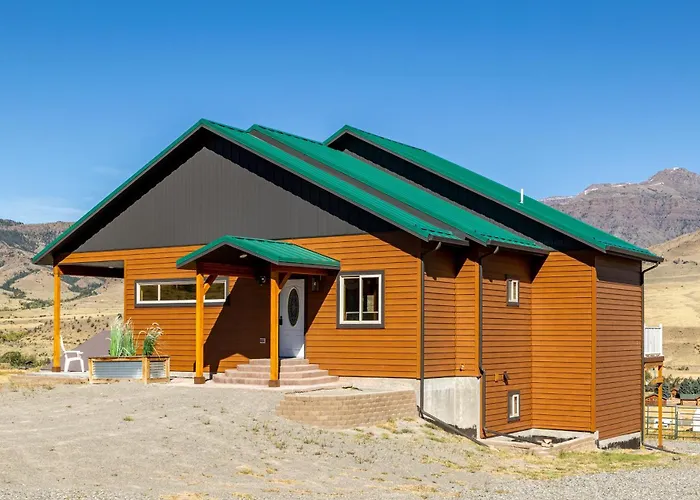 The Yellowstone- Soak In Panoramic Views, Wapiti Cabin, Dogs Ok